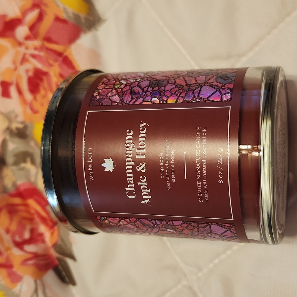 BNWT Bath and Body Works Champagne Apple and Honey candle